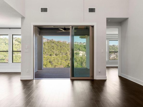 1344 Brescia WALK, Leander TX 78641