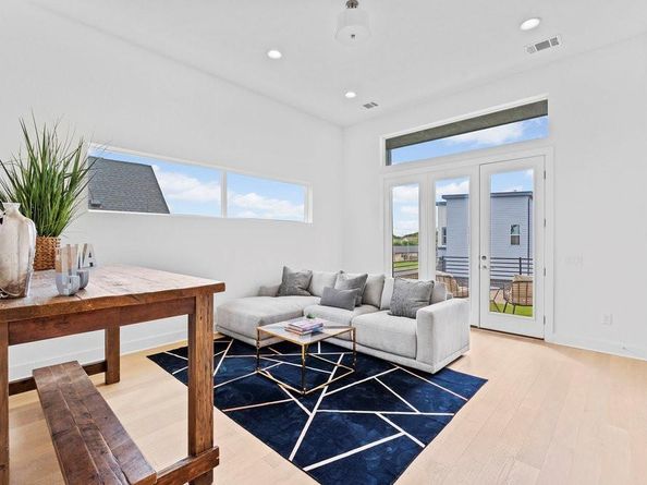 5804 Toscana Ave, Austin TX 78724