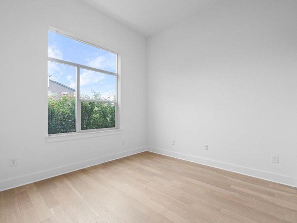 5804 Toscana Ave, Austin TX 78724