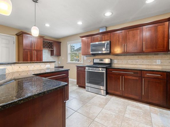 8307 Stillwood LN, Austin TX 78757