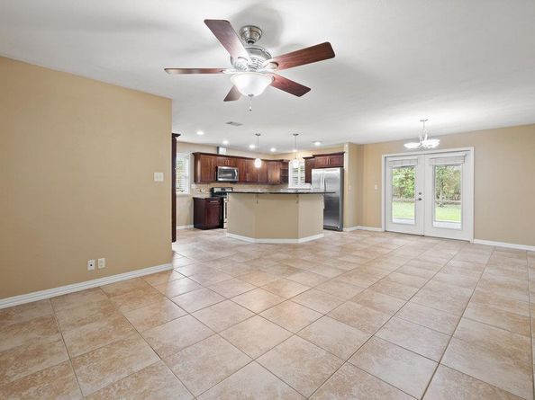 8307 Stillwood LN, Austin TX 78757