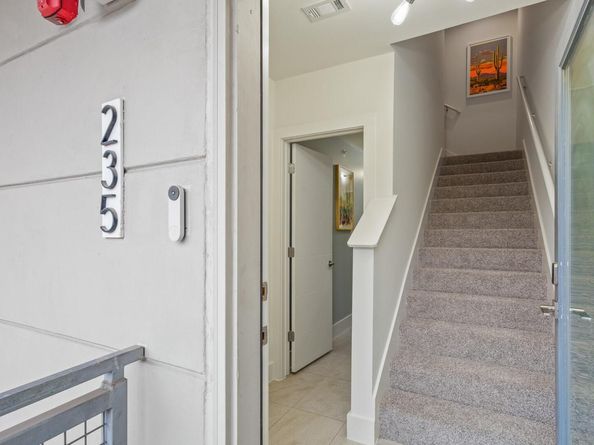 604 N Bluff DR 235, Austin TX 78745