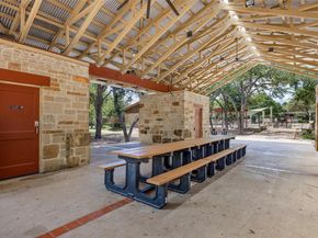 8000 Alophia DR, Austin TX 78739