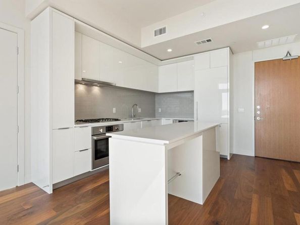 44 East Ave 1509, Austin TX 78701