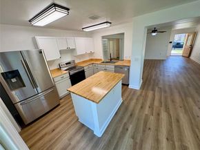 8003 Bannock LN, Austin TX 78747