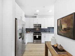 2213 Poquito ST 315, Austin TX 78722