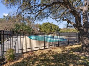 1015 E Yager LN 140, Austin TX 78753