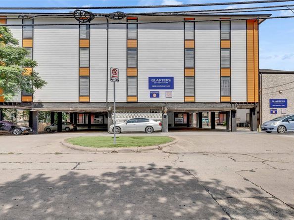 2803 Hemphill PARK 302, Austin TX 78705