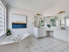 5221 Austral LOOP, Austin TX 78739