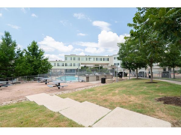 604 N Bluff DR 210, Austin TX 78745