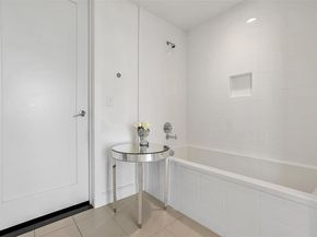 222 West Ave 1901, Austin TX 78701