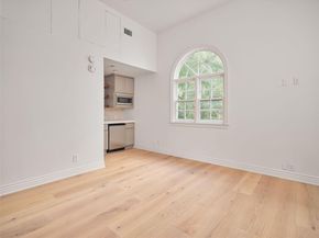 13 Niles RD, Austin TX 78703