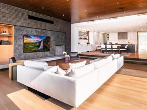 807 Redbud TRL, West Lake Hills TX 78746