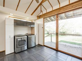 2713 Sweeney LN, Austin TX 78723