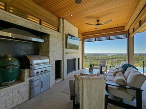 8209 Two Coves DR, Austin TX 78730