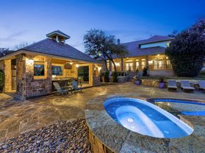 232 Whispering Spring LN, Georgetown TX 78633