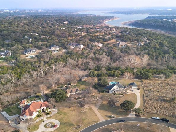 232 Whispering Spring LN, Georgetown TX 78633