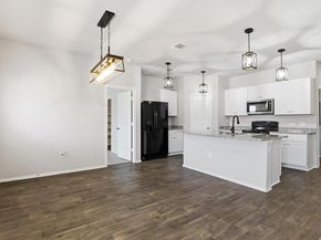 6005 Shanjia DR, Austin TX 78724