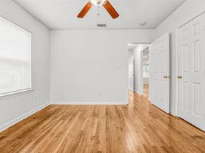 6906 CARVER Ave A, Austin TX 78752