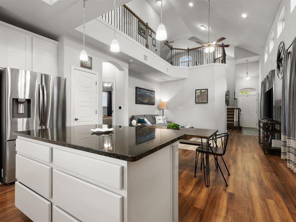 1404 Jenkins BND 11, Austin TX 78748