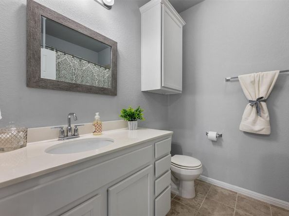 1404 Jenkins BND 11, Austin TX 78748