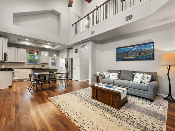 1404 Jenkins BND 11, Austin TX 78748