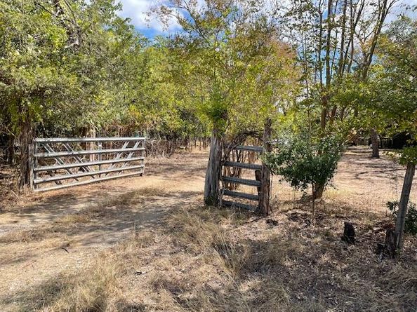 10801 Slaughter Creek DR, Austin TX 78748