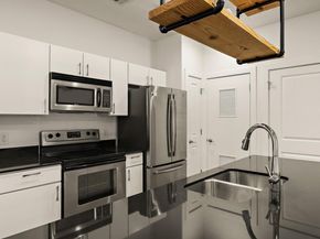 1807 Poquito ST 41, Austin TX 78702