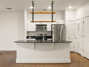 1807 Poquito ST 41, Austin TX 78702