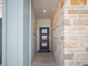 9404 Oxbow Strap DR, Austin TX 78724