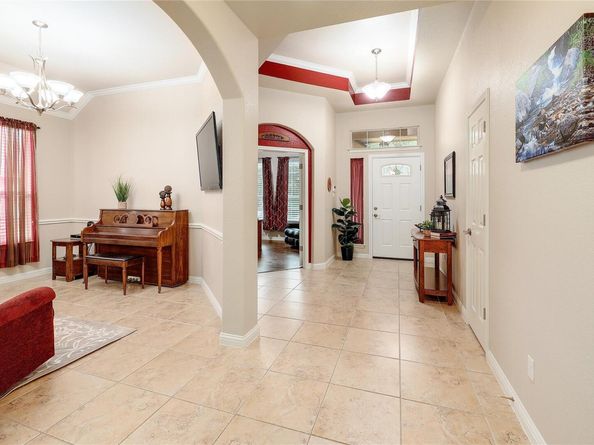 3333 Goldenoak CIR, Round Rock TX 78681