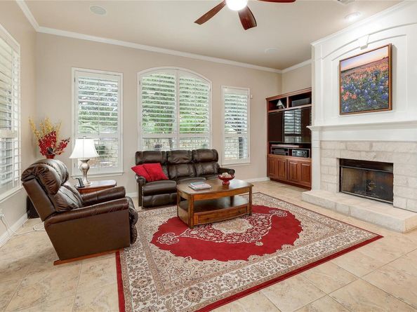 3333 Goldenoak CIR, Round Rock TX 78681