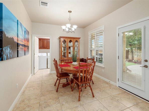 3333 Goldenoak CIR, Round Rock TX 78681