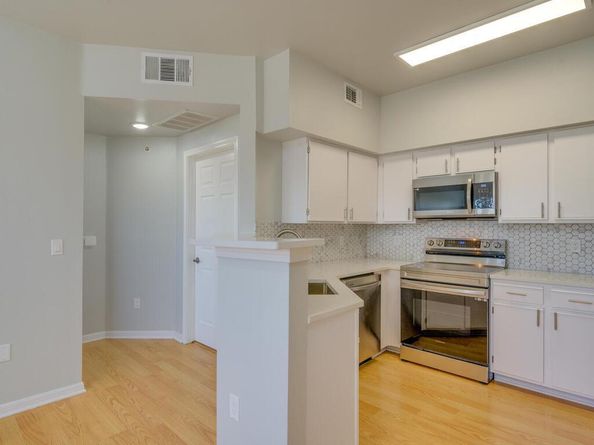 2320 Gracy Farms LN 932, Austin TX 78758