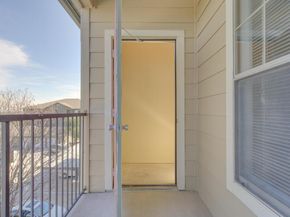 2320 Gracy Farms LN 932, Austin TX 78758