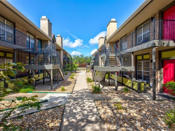7685 Northcross DR 200, Austin TX 78757