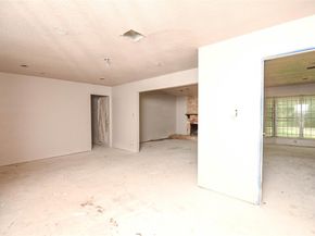 4614 Bundyhill DR, Austin TX 78723