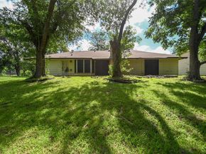 4614 Bundyhill DR, Austin TX 78723