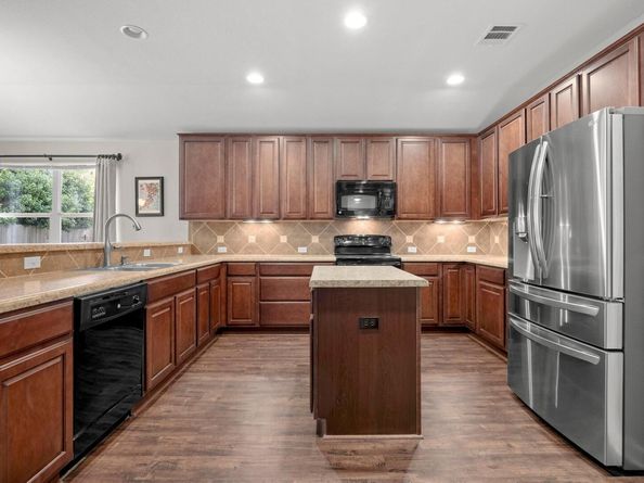 7613 Buck Meadow DR, Georgetown TX 78628