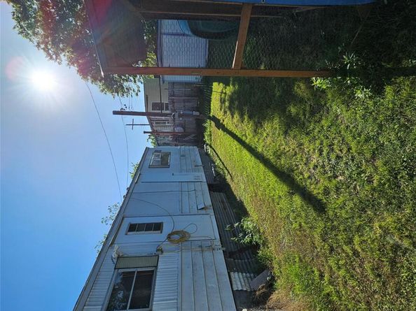 106 Walnut DR, Austin TX 78753