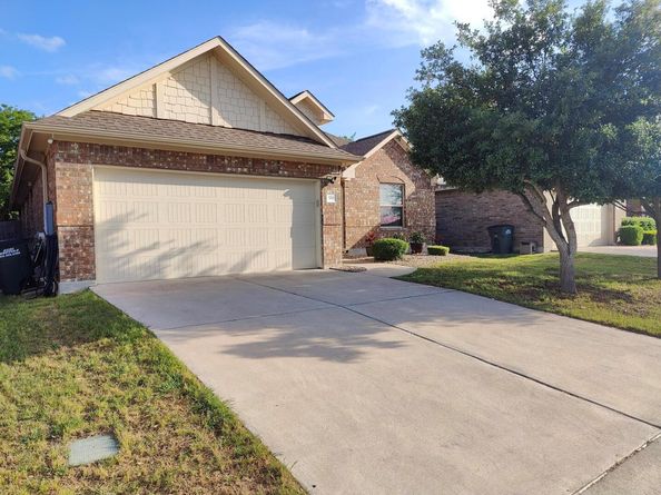 528 S Brook DR, Leander TX 78641
