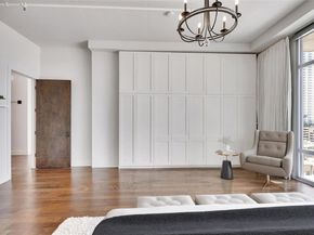 800 W 5th ST 1008, Austin TX 78703