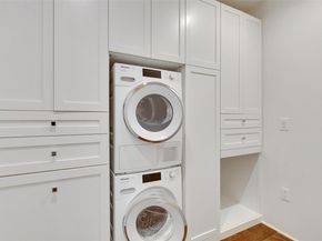 800 W 5th ST 1008, Austin TX 78703