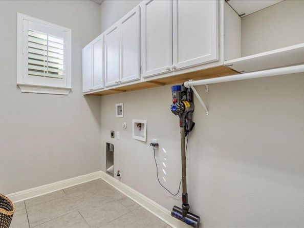 2513 Hopsack Mills RD, Austin TX 78748