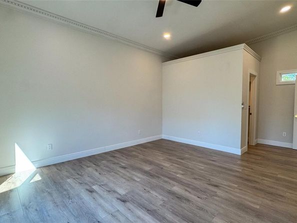 1712 Hillcrest LN, Austin TX 78721