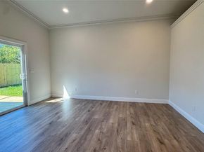 1712 Hillcrest LN, Austin TX 78721