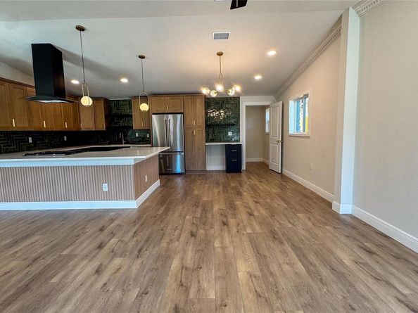 1712 Hillcrest LN, Austin TX 78721