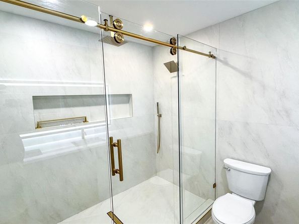 1712 Hillcrest LN, Austin TX 78721