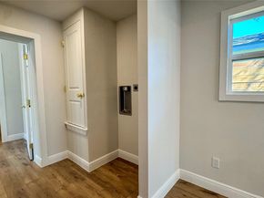 1712 Hillcrest LN, Austin TX 78721