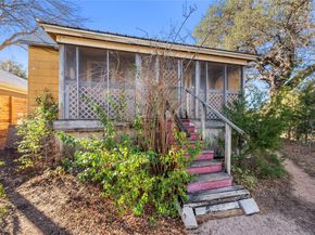 1001 Catalpa ST, Austin TX 78702